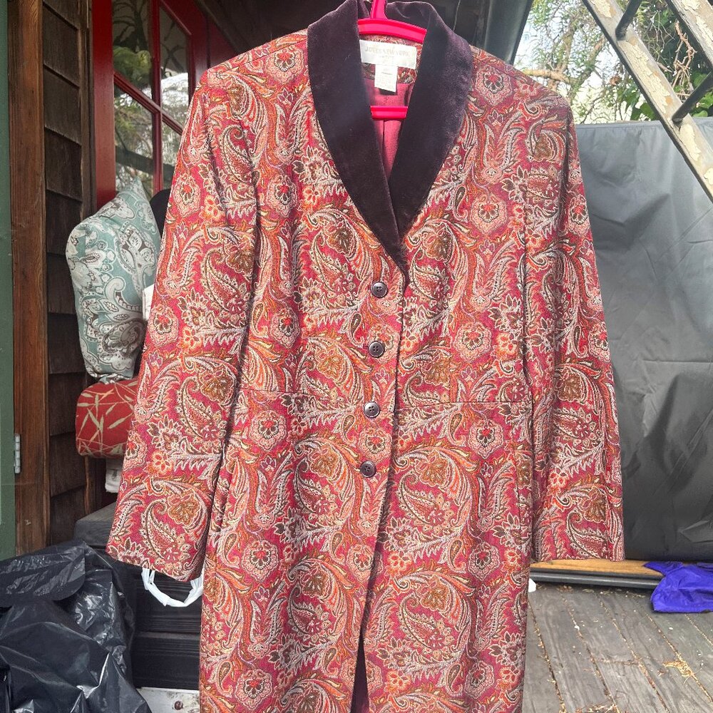 Vintage Jones New York paisley rich red velvet collar jacket (Size 8P)